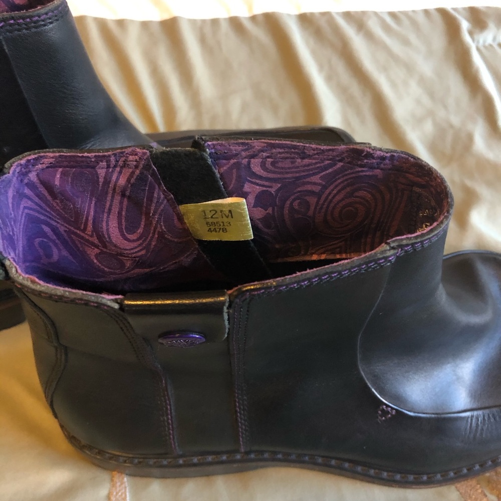 Timberlands - Picture 4 of 4